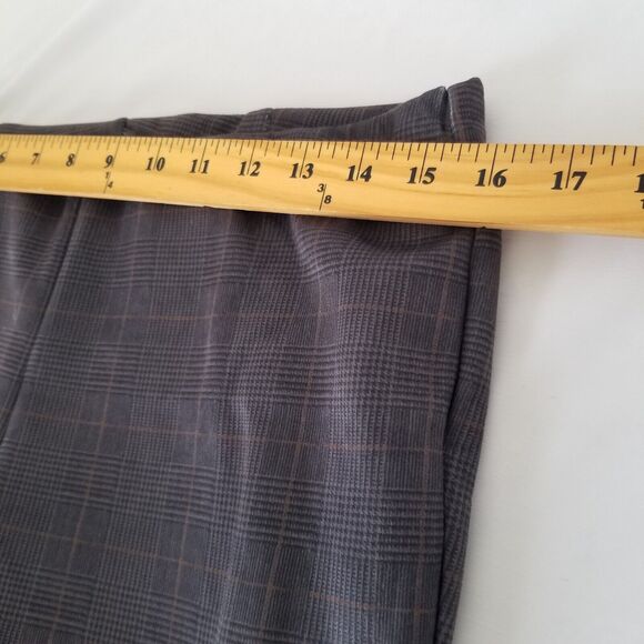 Tahari Faux Suede Pants Pull On Slim Leg Gray Plaid Size M Tummy Control New - Picture 5 of 11